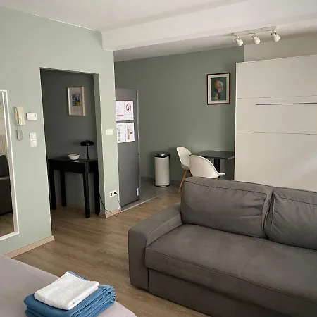 Close From Train Station And Shops Luxembourg